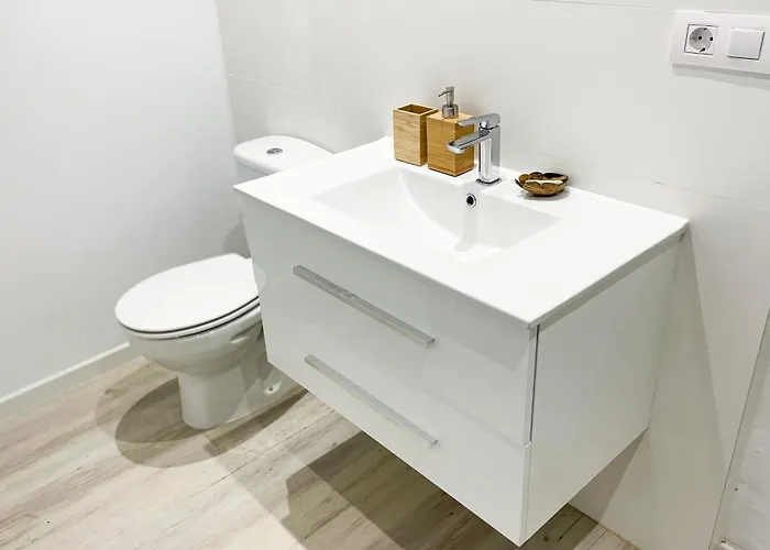 Lägenhet Refurbished Magic Loft Free Surf Beachfront